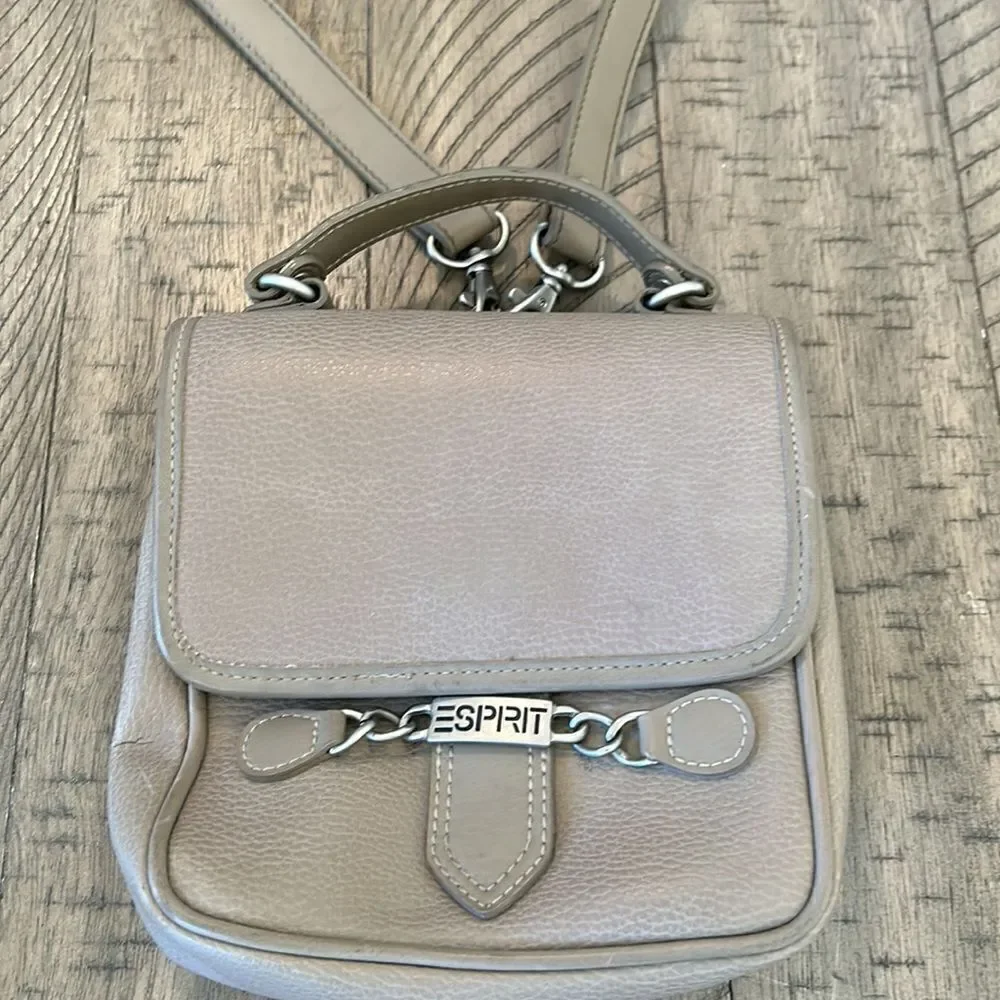 Espirit Vegan Imprinted Leather Look Crossbody and Easy Snap Convenience! ✈️ 🌆